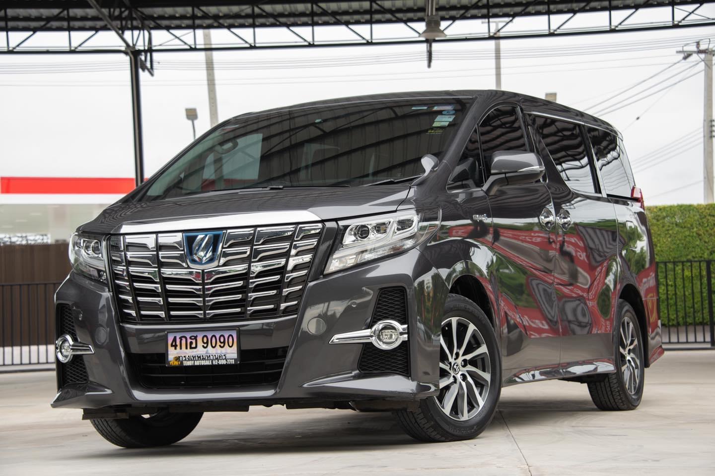 Toyota Alphard ปี 2015 สีเทา