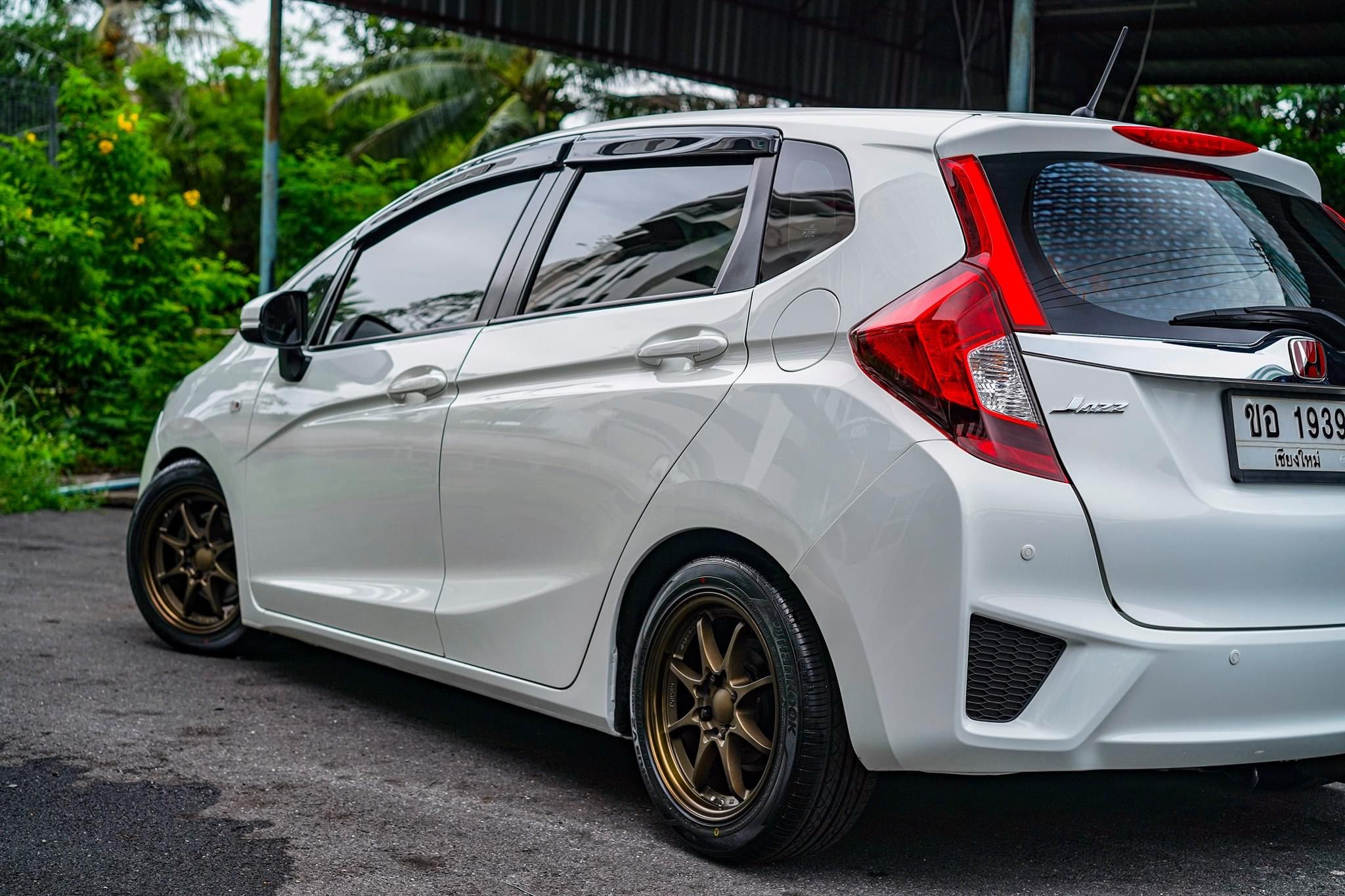 ?Honda Jazz Gk 2016 AT?