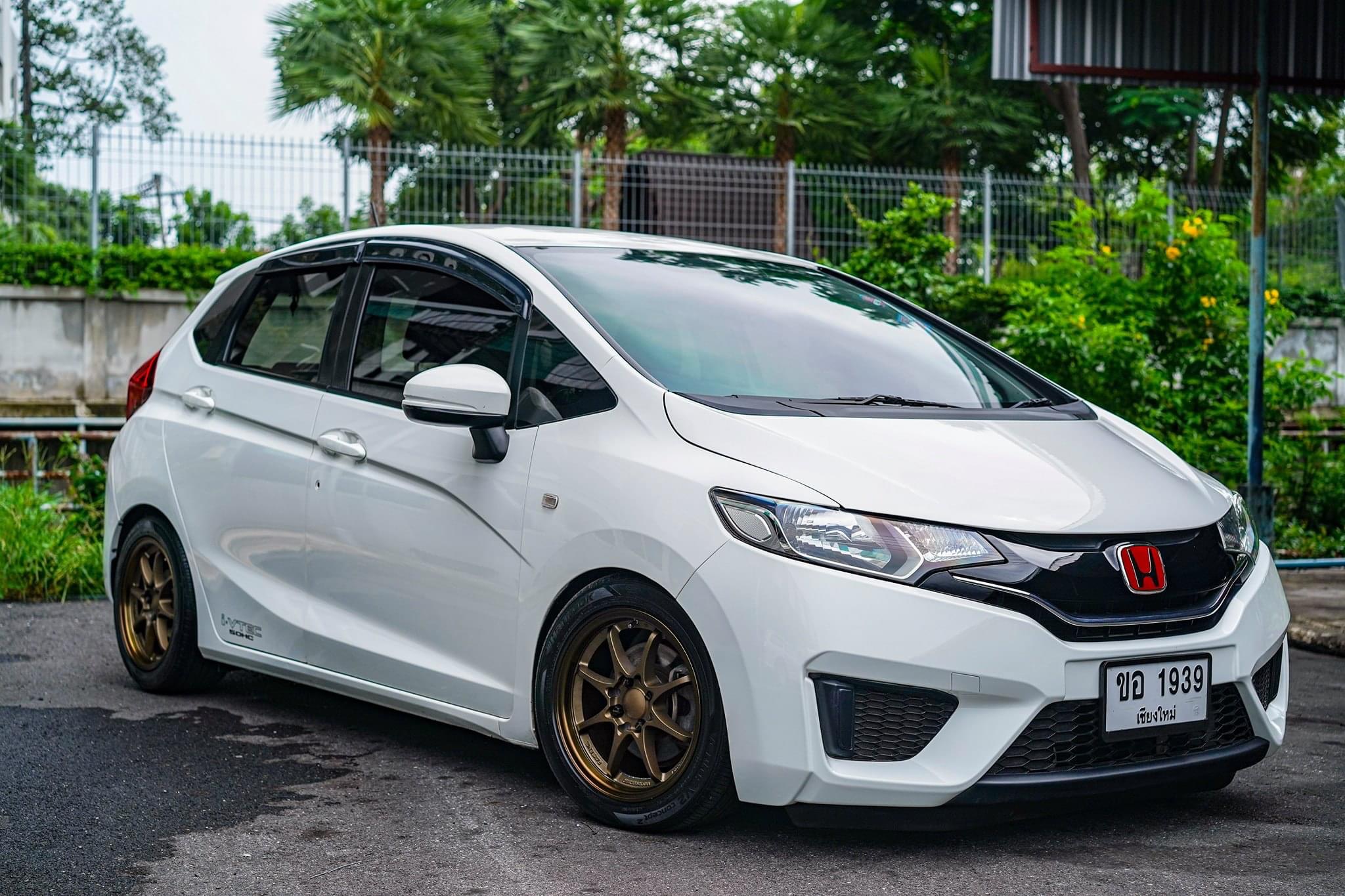 ?Honda Jazz Gk 2016 AT?