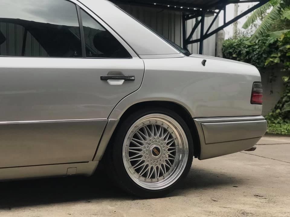 Benz w124 230e m111 auto น้ำมันล้วน