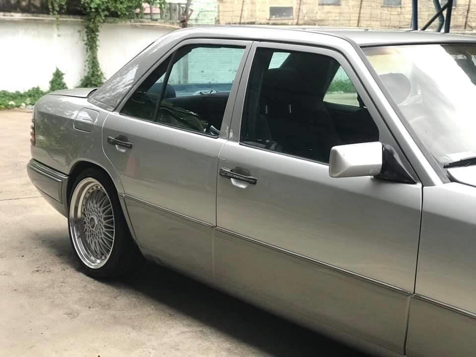 Benz w124 230e m111 auto น้ำมันล้วน