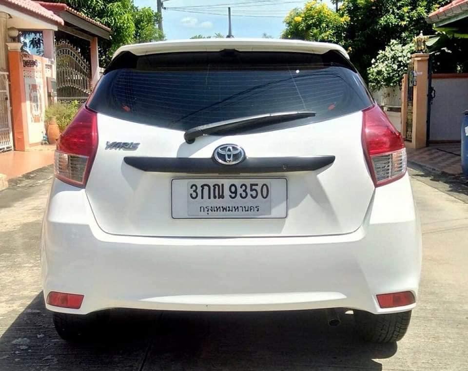 TOYOTA YARIS 1.2 สีขาว ปี2014