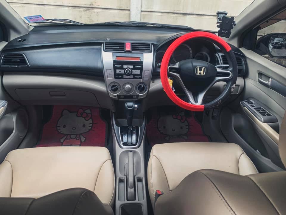 Honda City ปี 2010 สีขาว