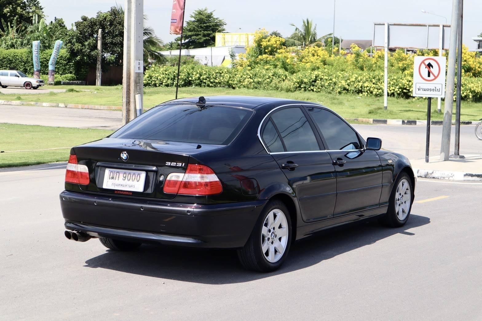 BMW 3 Series E46 323i ปี 2006 สีดำ