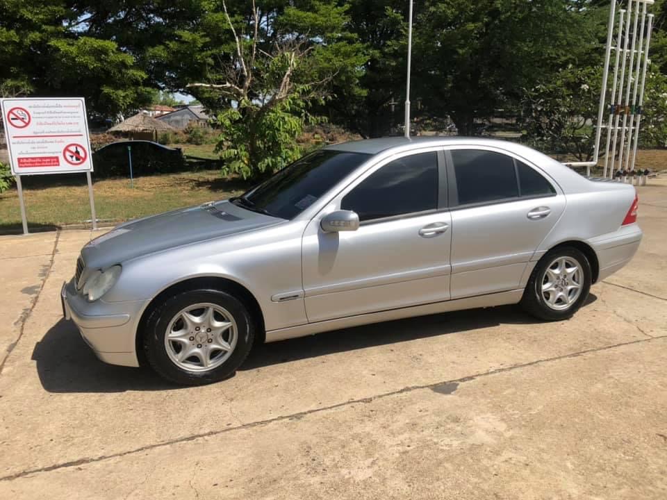 Mercedes-Benz C-Class W203 C180 ปี 2003 สีเงิน