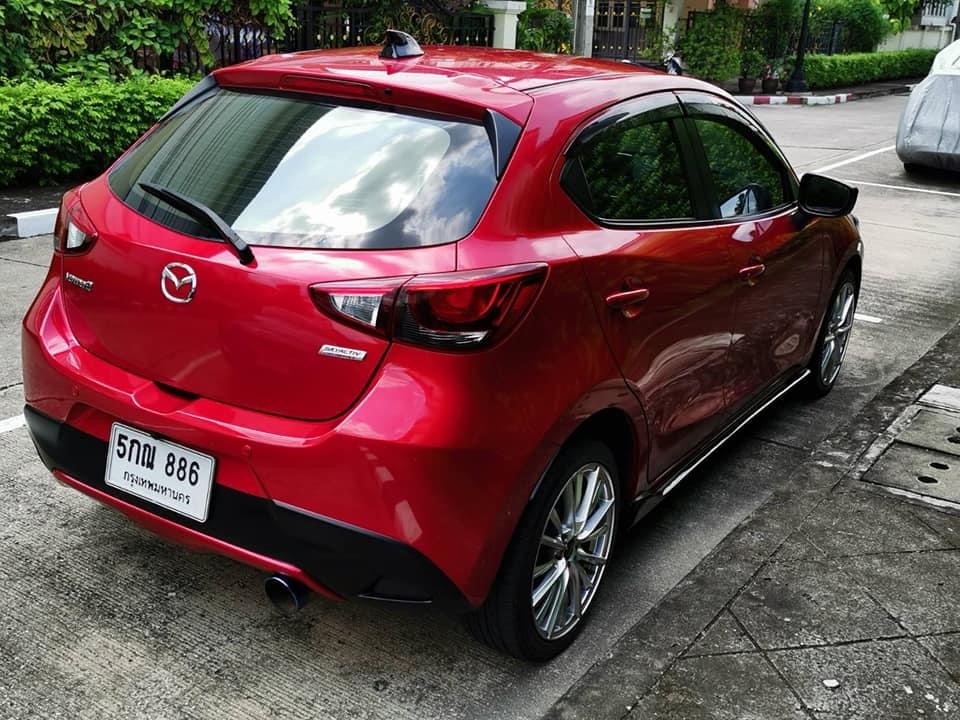 Mazda 2 Hatchback (5 ประตู) ปี 2016 สีแดง