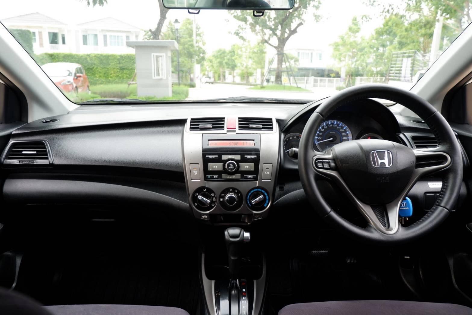 HONDA CITY 1.5 V ( modulo ) ปี 2013