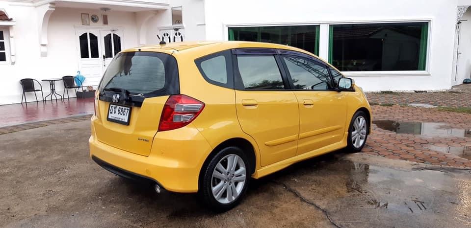 Honda Jazz GE ปี 2009 สีเหลือง