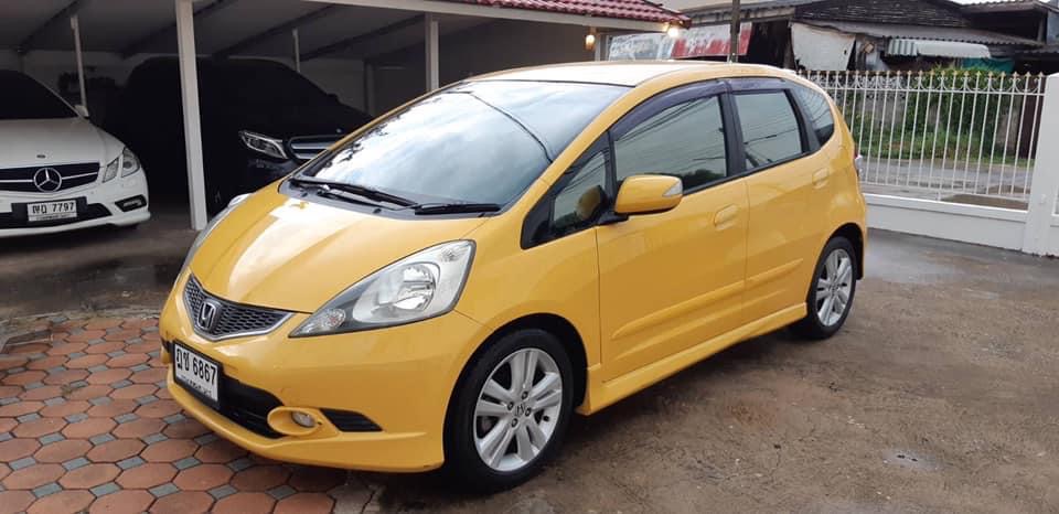 Honda Jazz GE ปี 2009 สีเหลือง