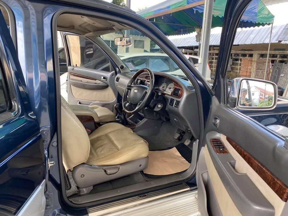 FORD EVEREST 2.5ดีเซล 4x4โฟวิล ปี2004