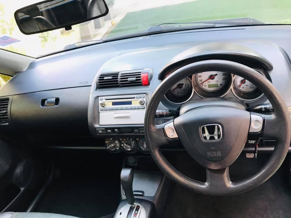 Honda jazz ปี 05 Vtec ABS & Airbag