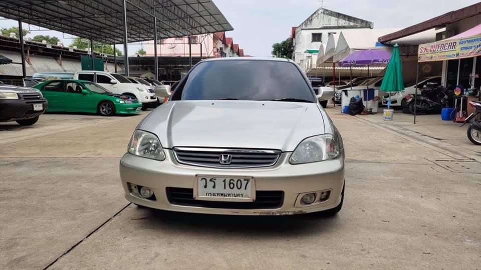 honda civic ตาโต ปี 2000