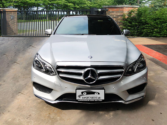 2014 BENZ E300 Bluetec AMG หลังคาแก้ว ดีเซล แรงจัด ประหยัดน้ำมันสุด 20 กม./ลิตร รถออกศูนย์เบนซ์ Warranty Batt Hybrid ยังเหลือ