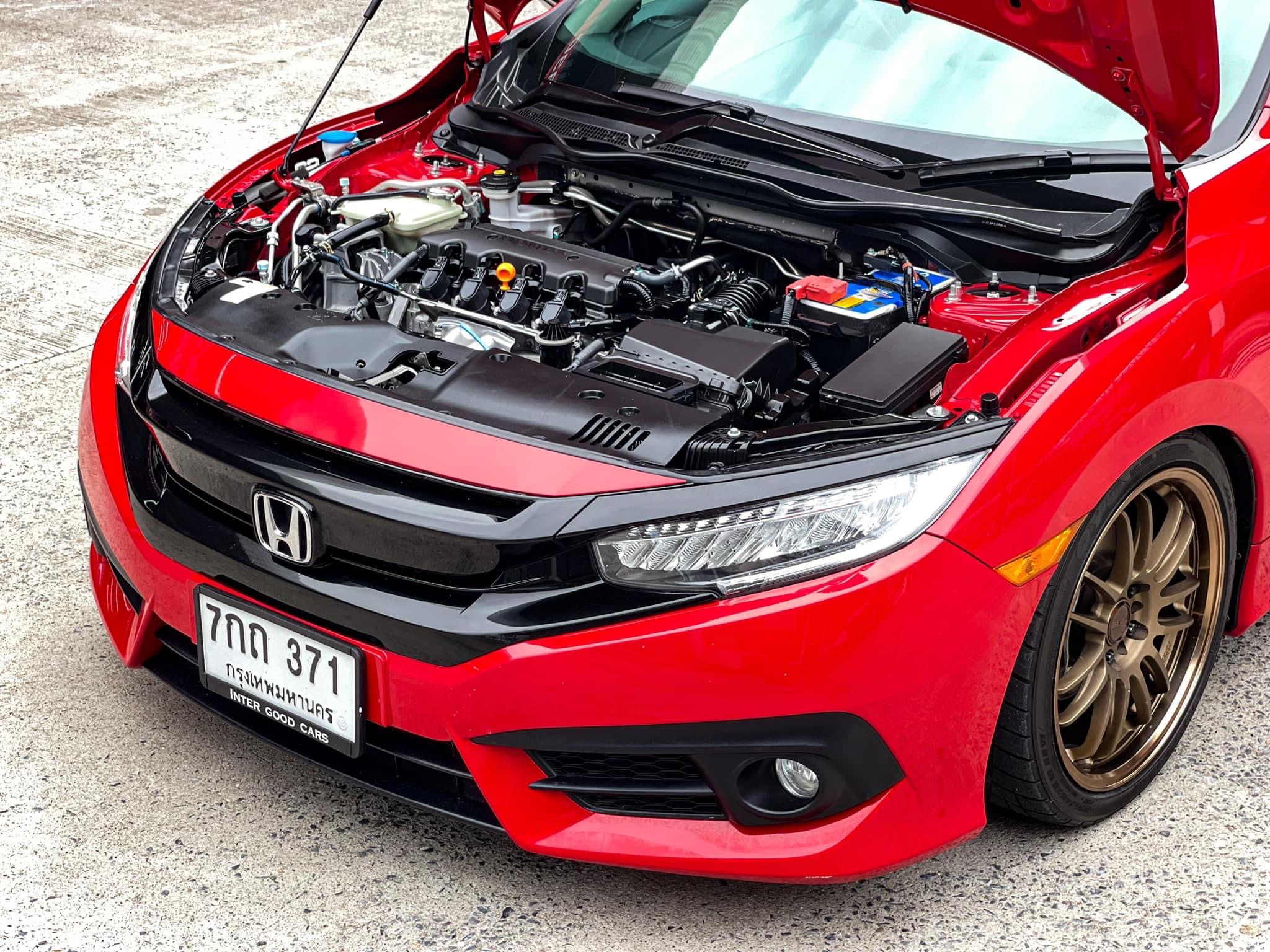 HONDA CIVIC FC 1.8 EL ปี 2018 คันนี้ของครบ ?