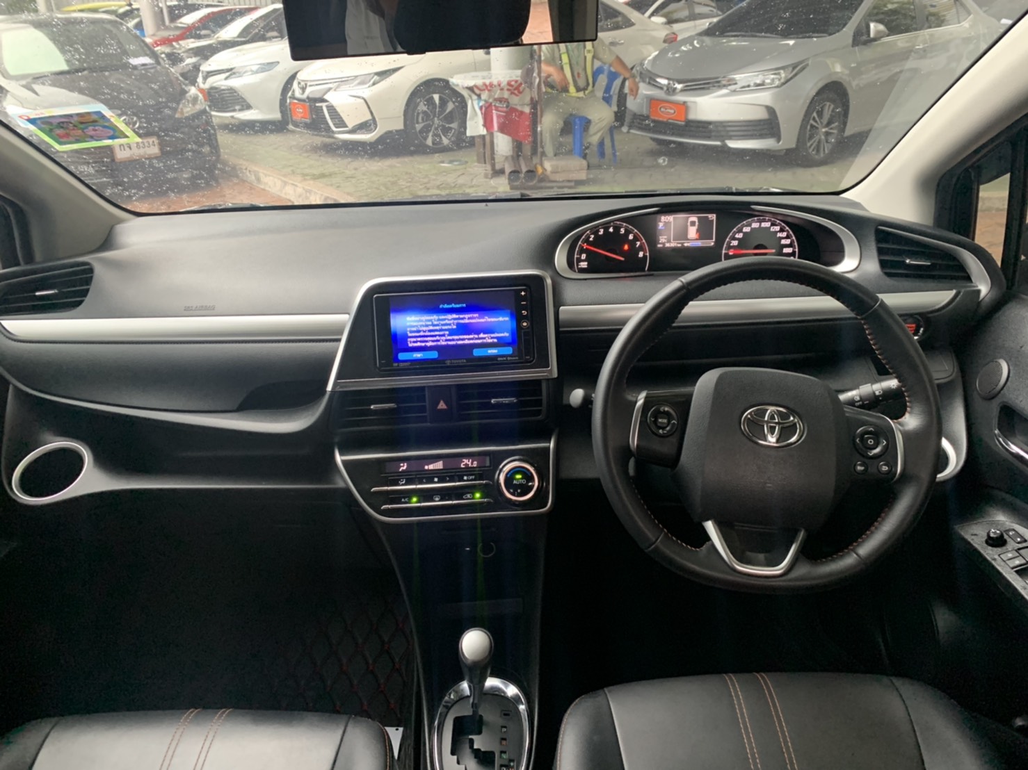 TOYOTA SIENTA 1.5 V A/T ปี2018