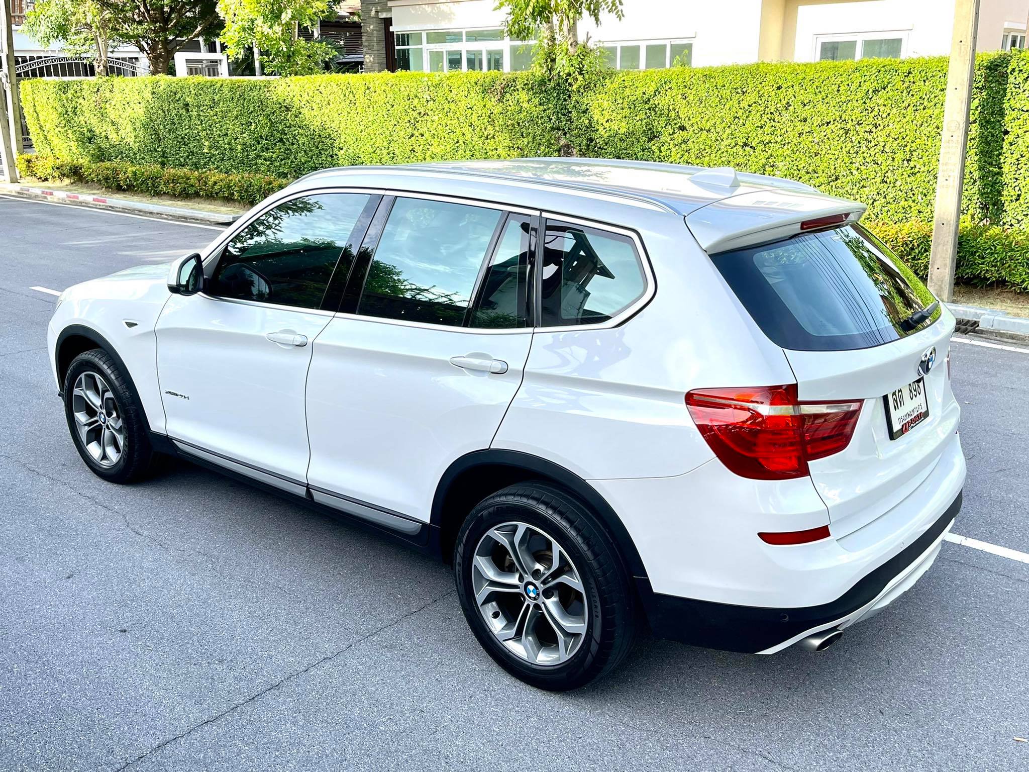 Bmw X3 Diesel Highline มือเดียว โคตรสวยเลยคะตัวจริง เพียงแค่ท่านแวะมา