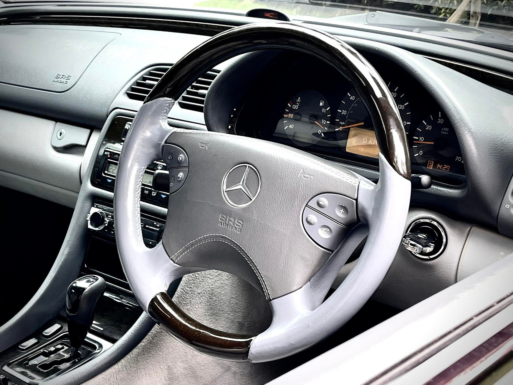 Mercedes Benz CLK 230 Kom รุ่นหายากไปอีก