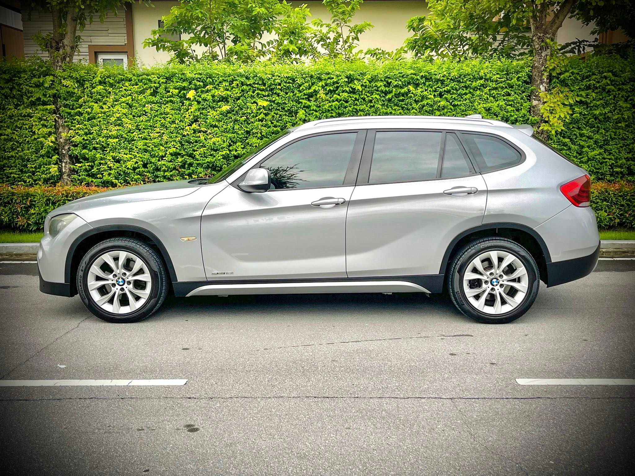 BMW X1 2.0 HighLine สวยในทุกทุก มุมมอง