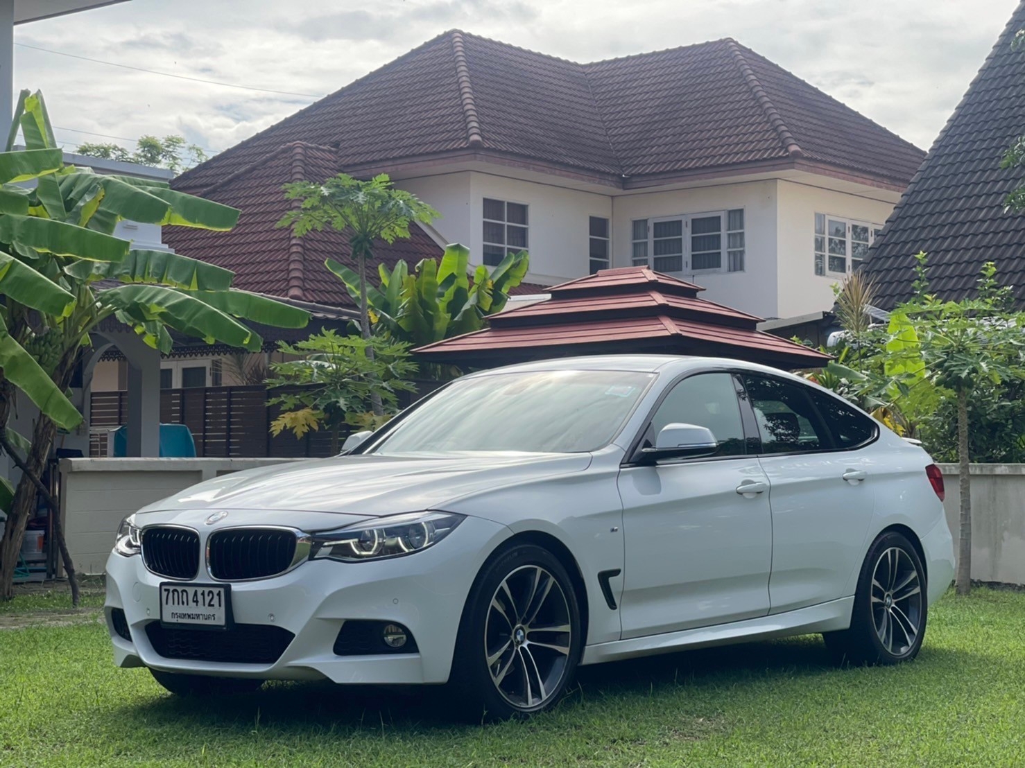 2019 BMW 3 Series G20 320d สีขาว