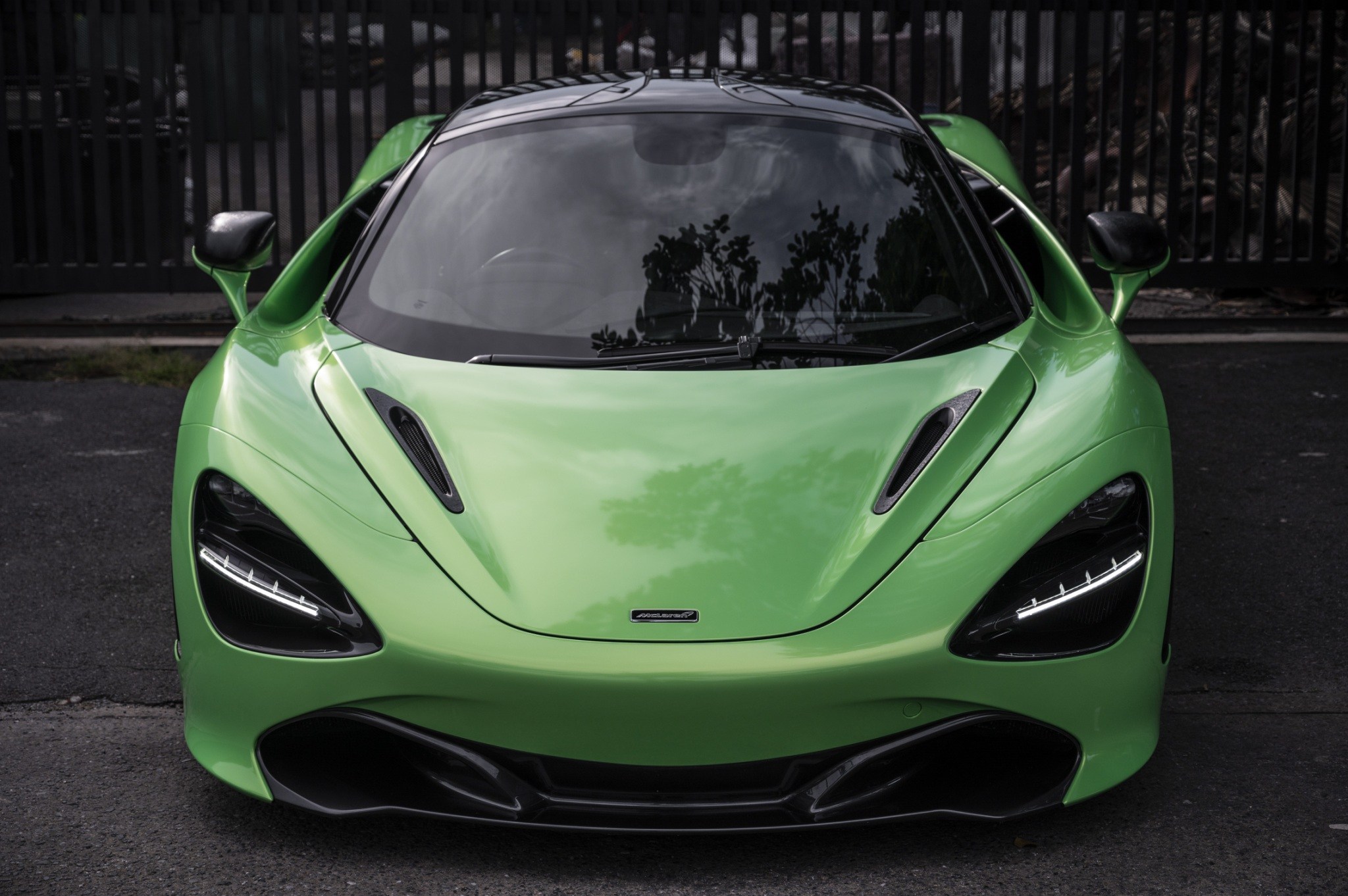 2021 McLaren 720S coupe performance สีเขียว