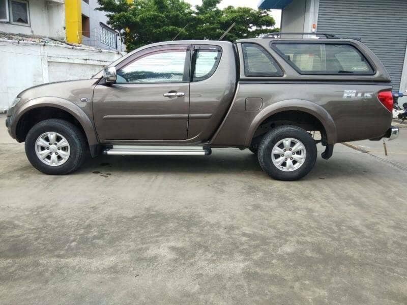 Mitsubishi Triton Mega cab ปี 2015 สีน้ำตาล