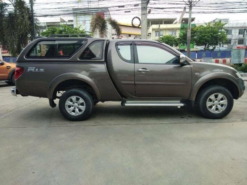 Mitsubishi Triton Mega cab ปี 2015 สีน้ำตาล