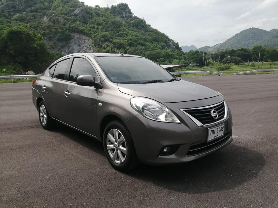 Nissan Almera ปี 2013 สีเทา