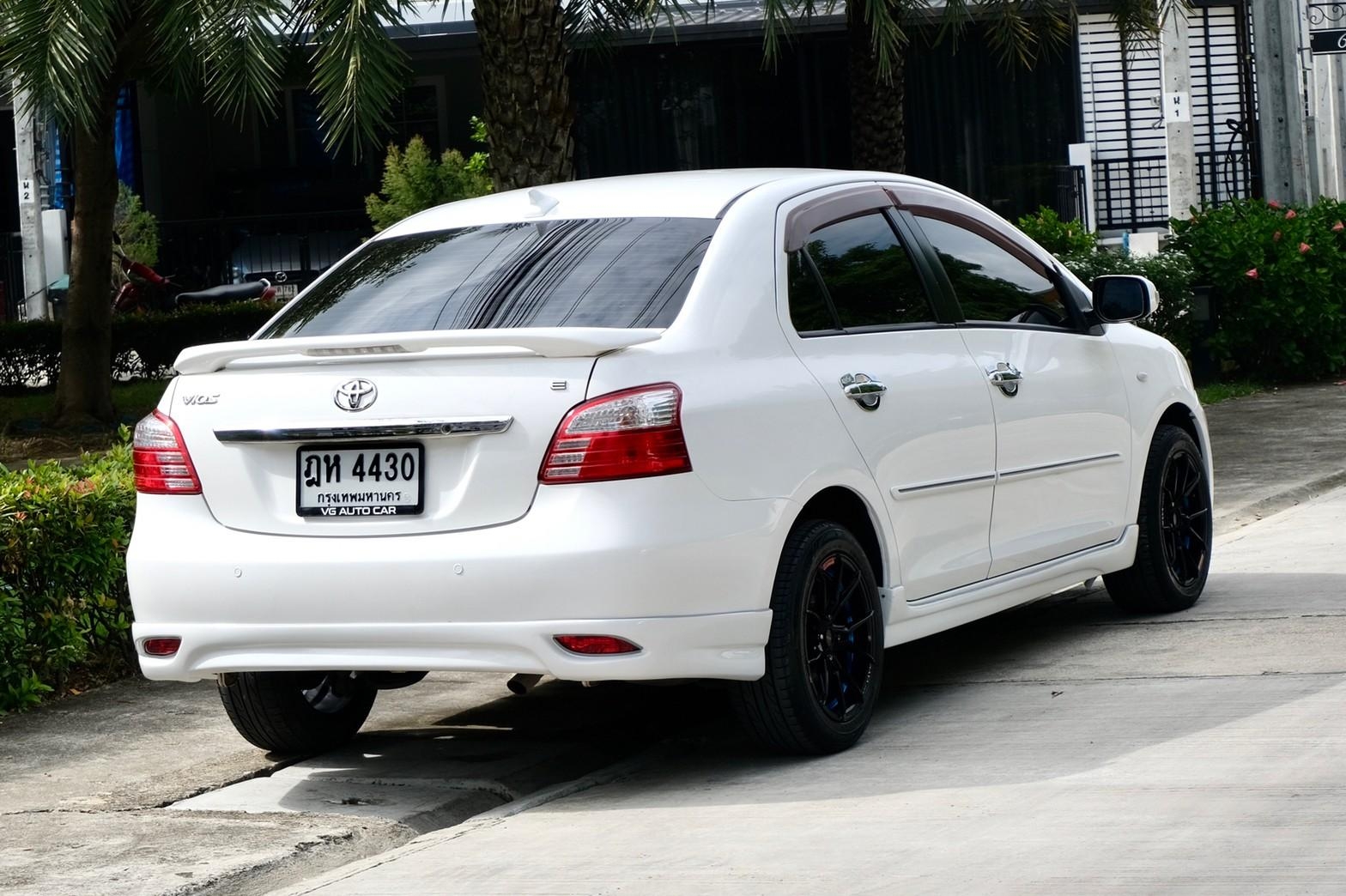 ⚛Toyota vios 1.5E ออโต้ เบนซิน ปี2010 สีขาว 💰