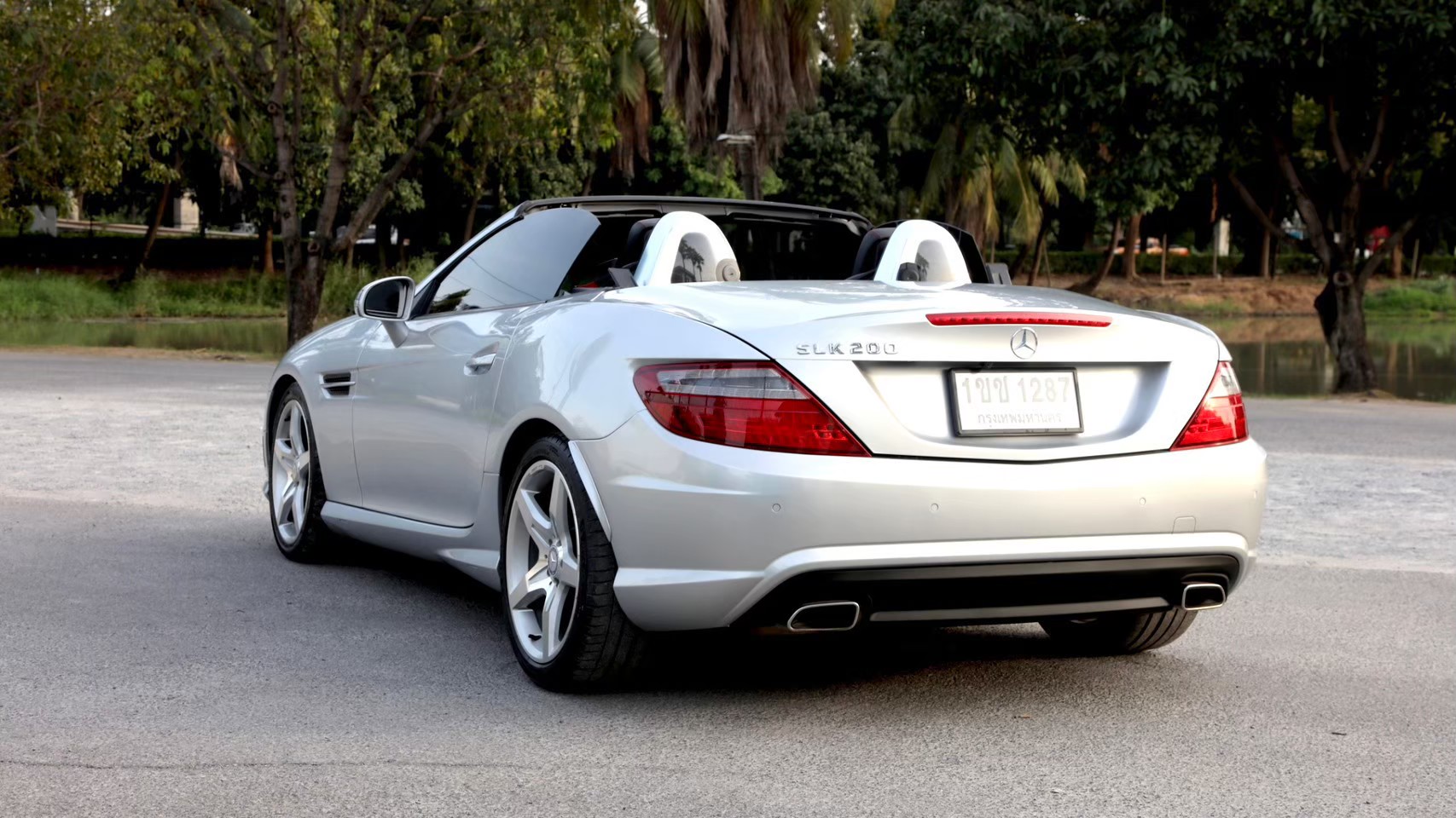 2012 Mercedes-Benz SLK-Class R172 SLK200 สีเงิน