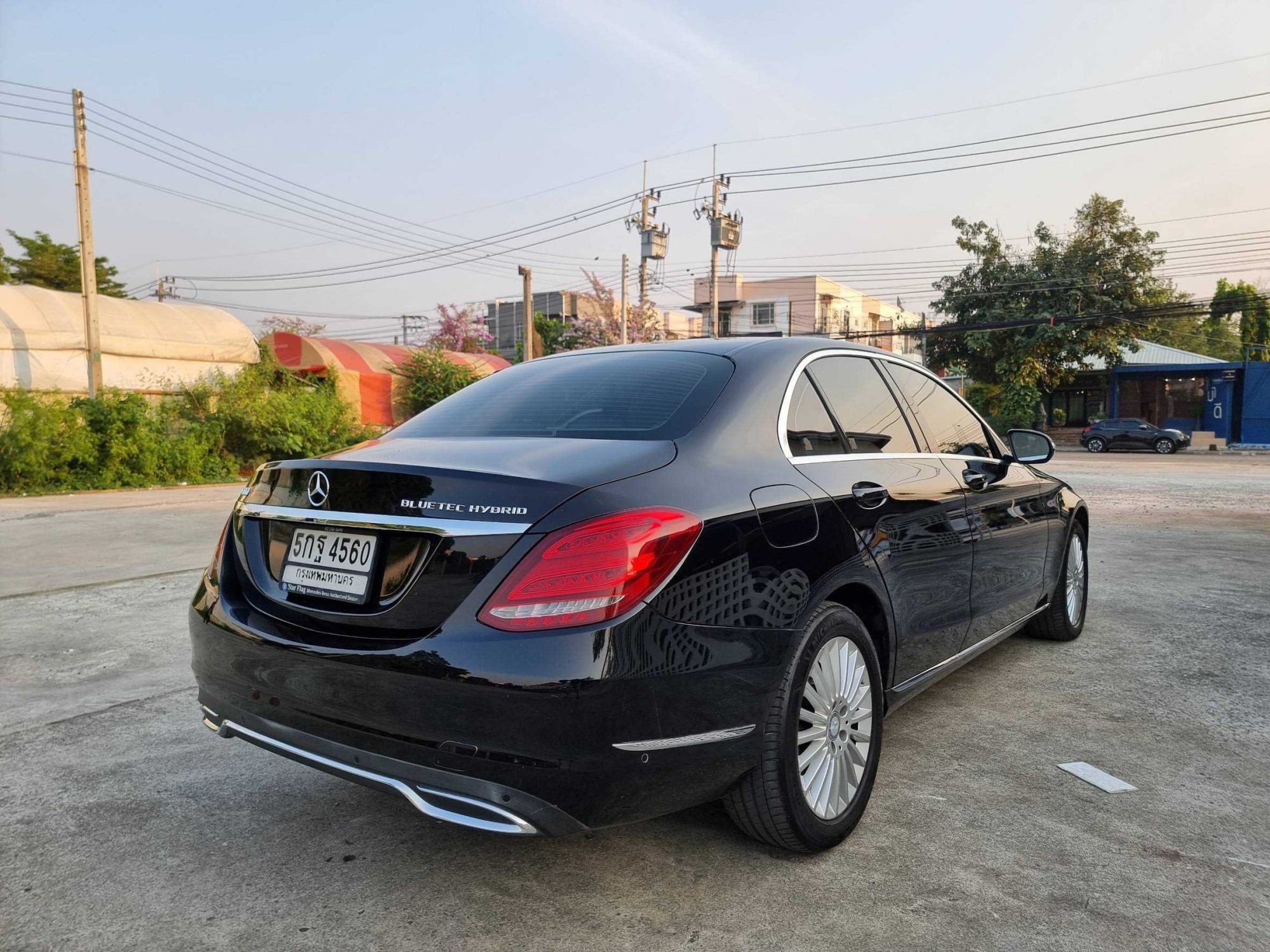 2015 Mercedes-Benz C300 Exclusive Bluetec Hybrid สีดำ