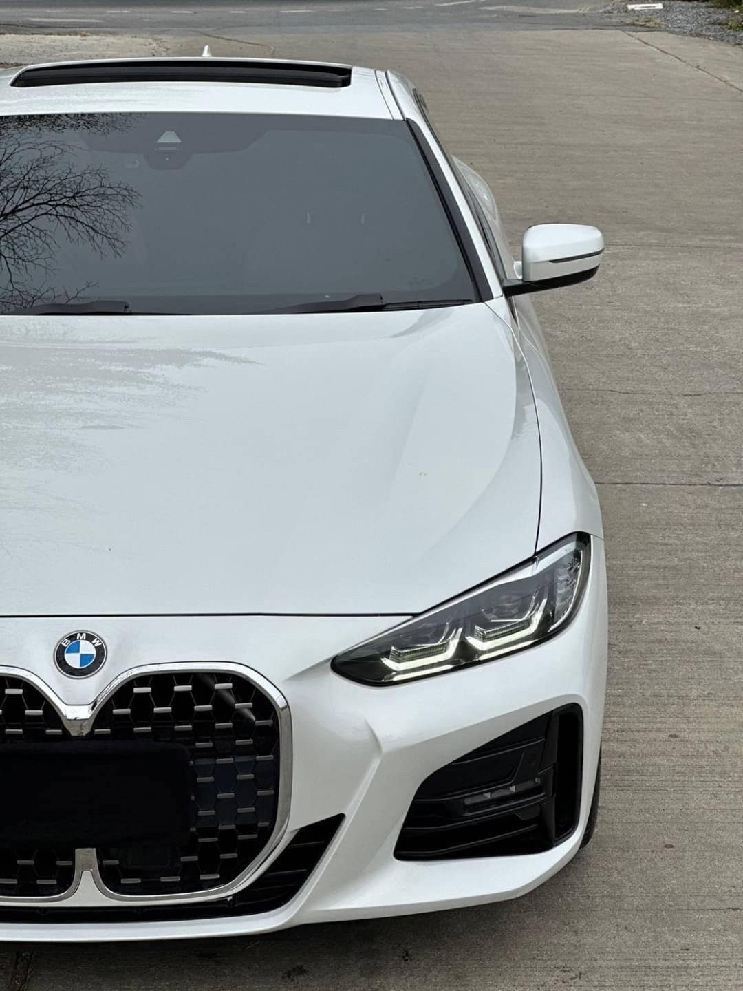 2021 BMW 430i coupé M Sport G22 สีขาว