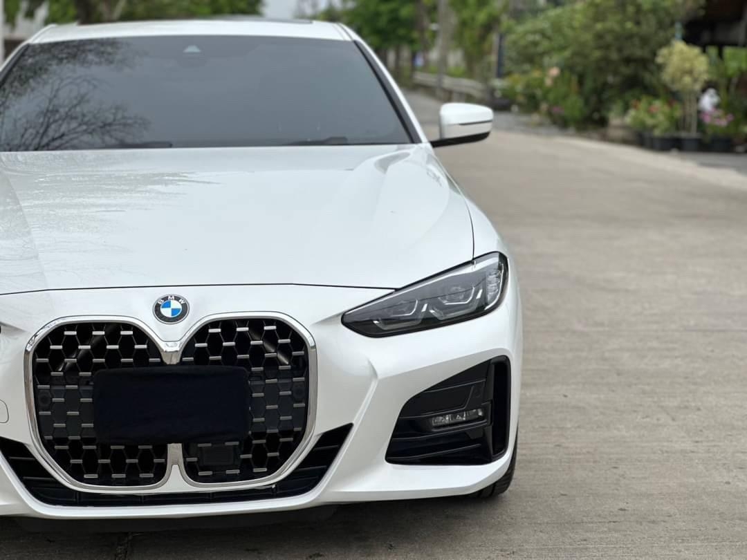 2021 BMW 430i coupé M Sport G22 สีขาว