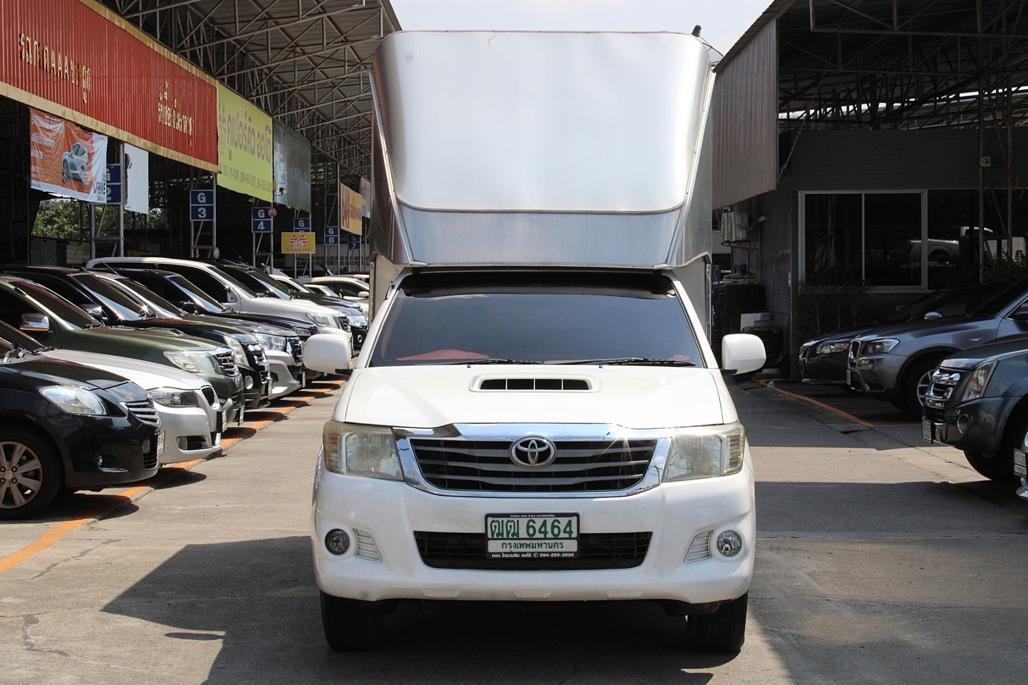 ตอนเดียวแชมป์พร้อมตู้ทึบ ราคาพิเศษ จัดได้ท่วม 2012 Toyota Hilux Vigo CHAMP 2.5 J MT สีขาว