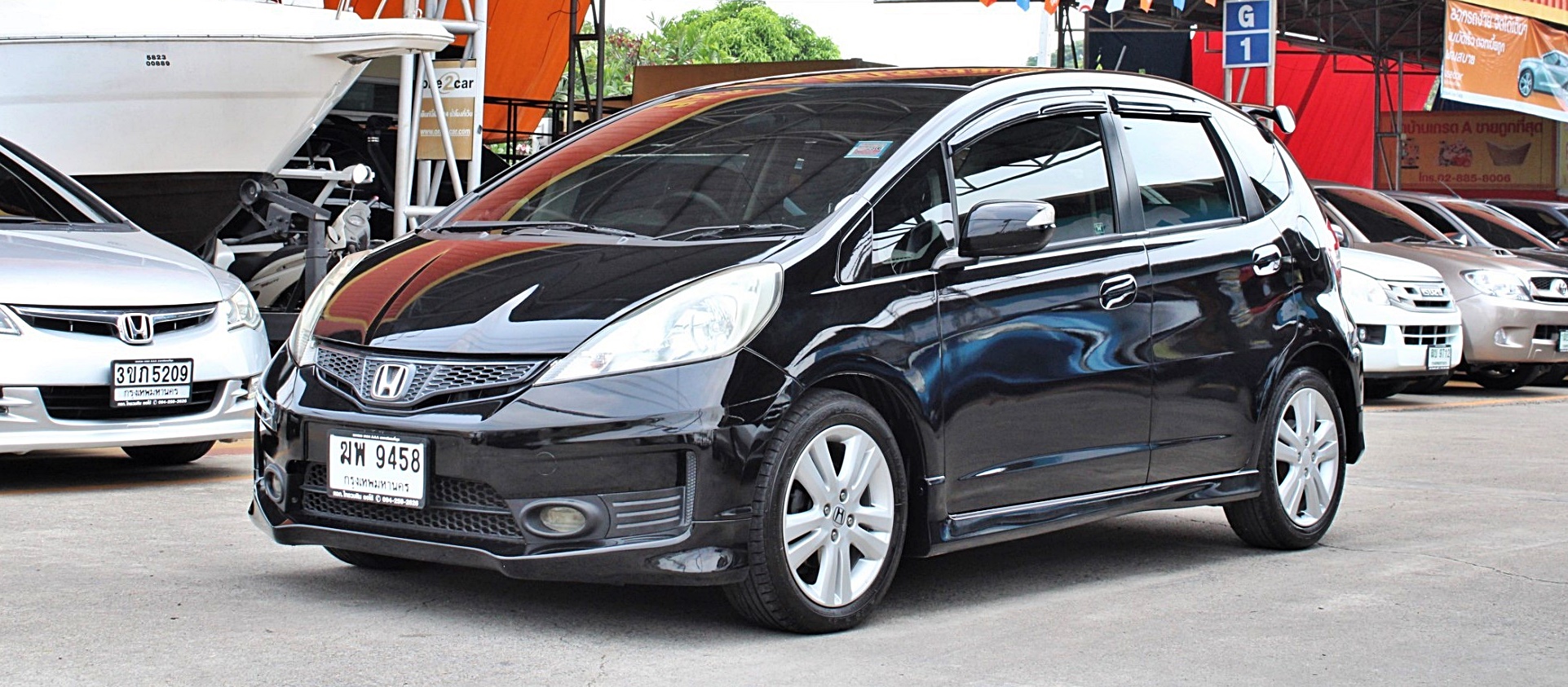 2012 Honda Jazz GE 1.5 JP Hatchback AT สีดำเกียร์ออโต้ ตัว JAPAN สวยมากไม่มีชน