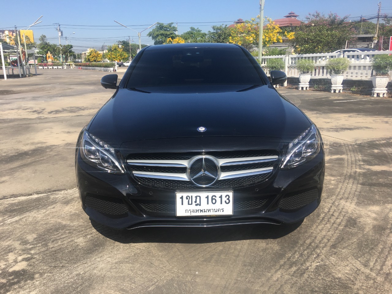 Mercedes-Benz C-Class W206 C350e AMG สีดำ