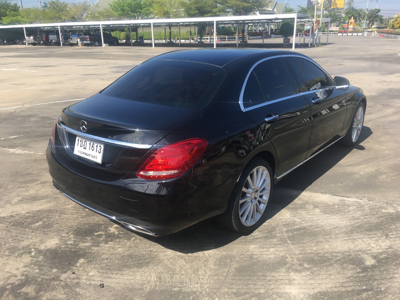 Mercedes-Benz C-Class W206 C350e AMG สีดำ