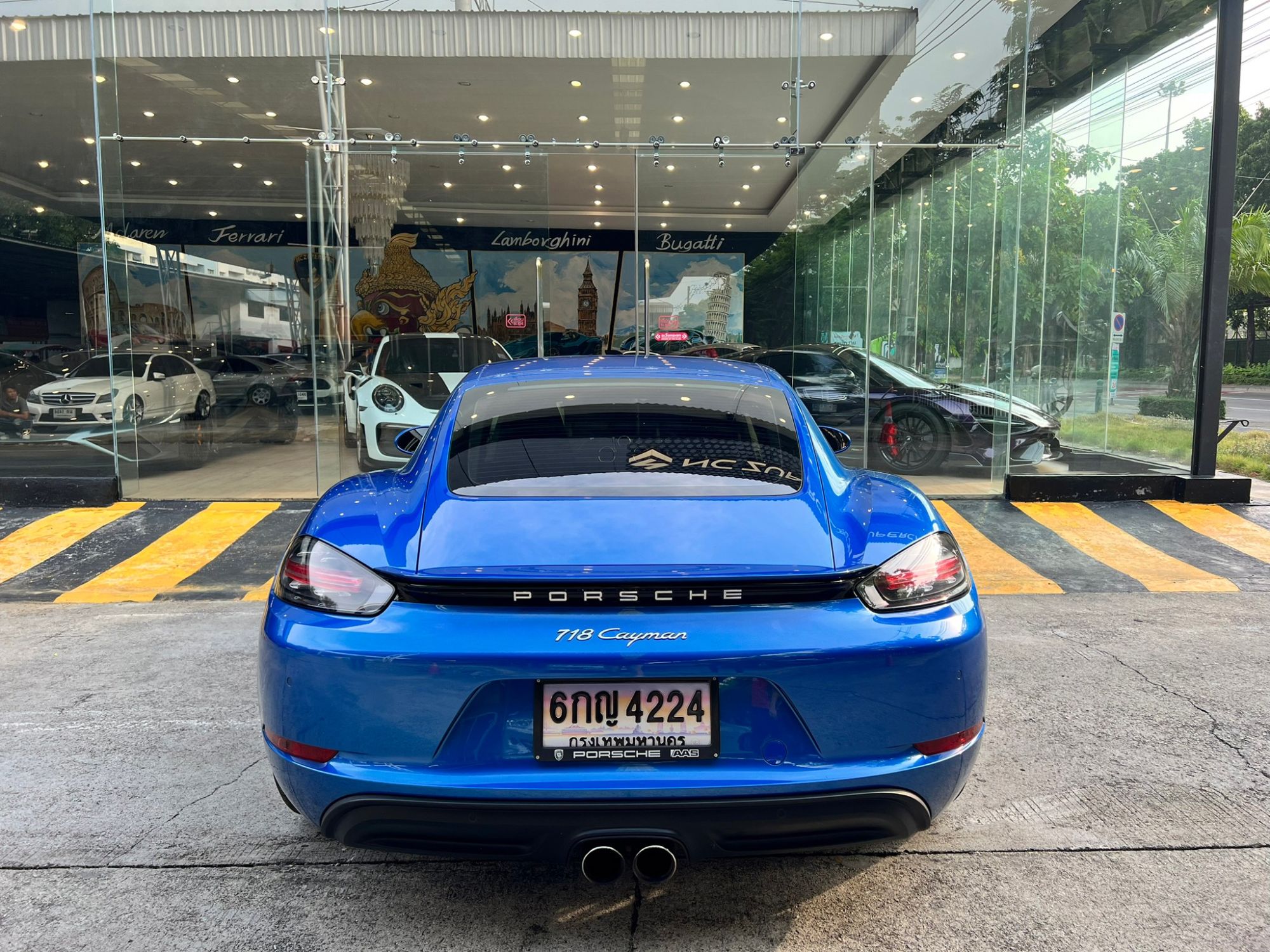 2018 Porsche 718 Boxster (Cayman) 718 Cayman สีน้ำเงิน