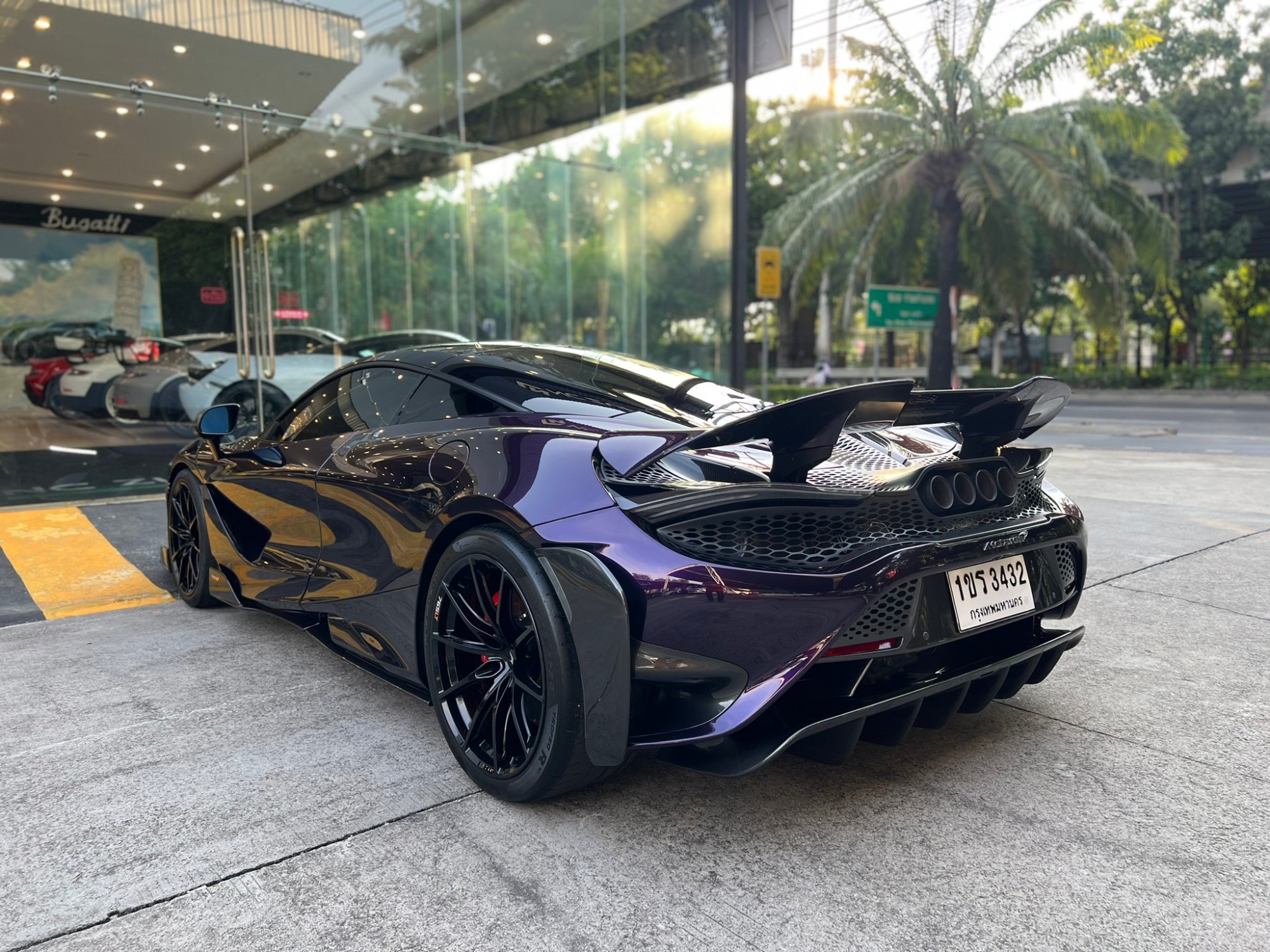 2021 McLaren 765 LT Coupe