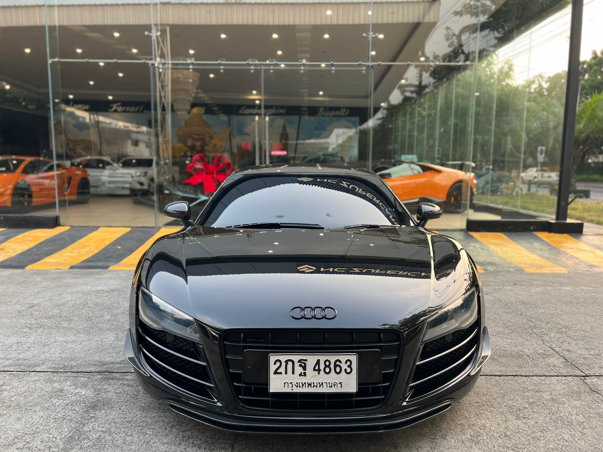 2013 Audi R8 V8 Coupe สีดำ