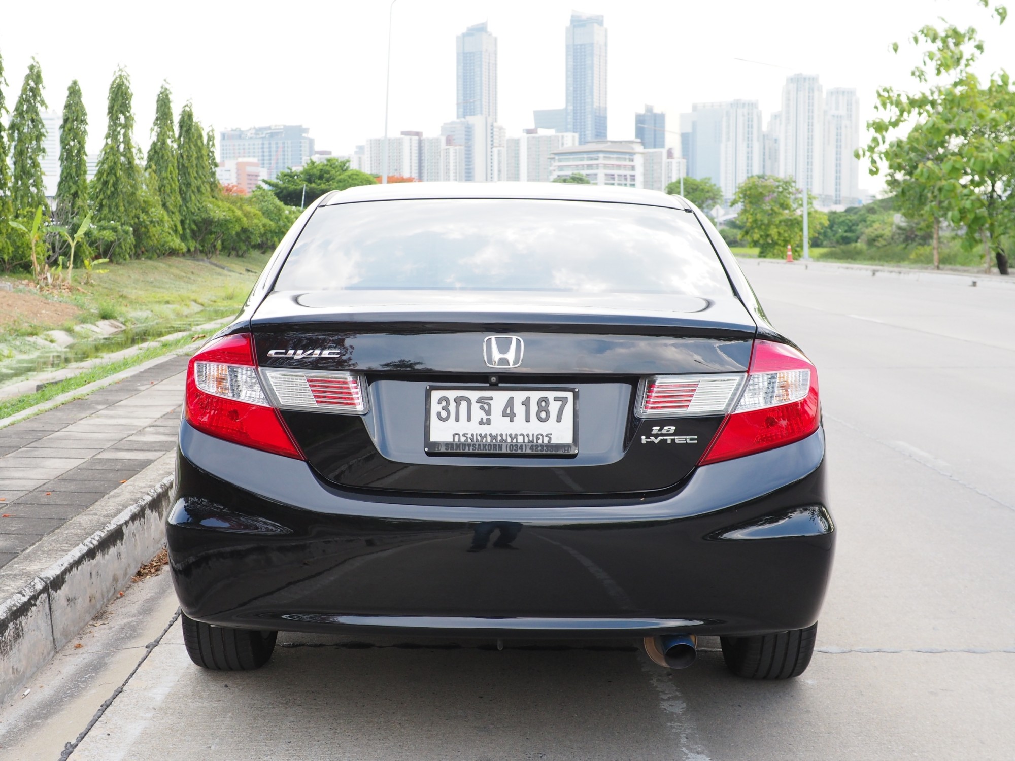 2014 Honda Civic FB สีดำ