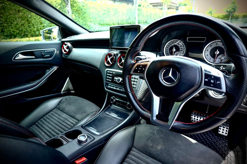 Mercedes Benz A250 AMG Sport ไม่อยากจะบอก ว่ารถสวยไม่ค่อยอยู่นานนะจ๊ะ