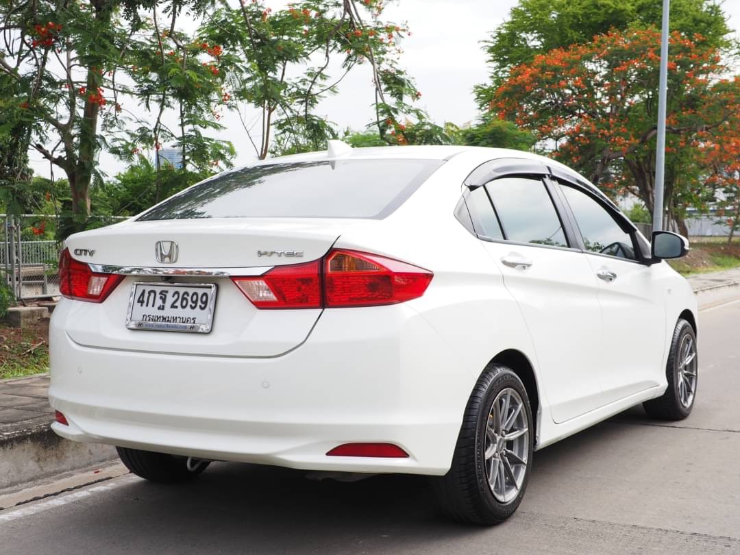 2015 Honda City สีขาว