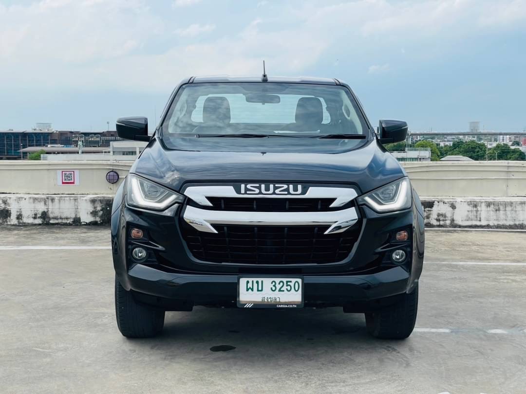 2020 Isuzu D-Max Space Cab สีดำ