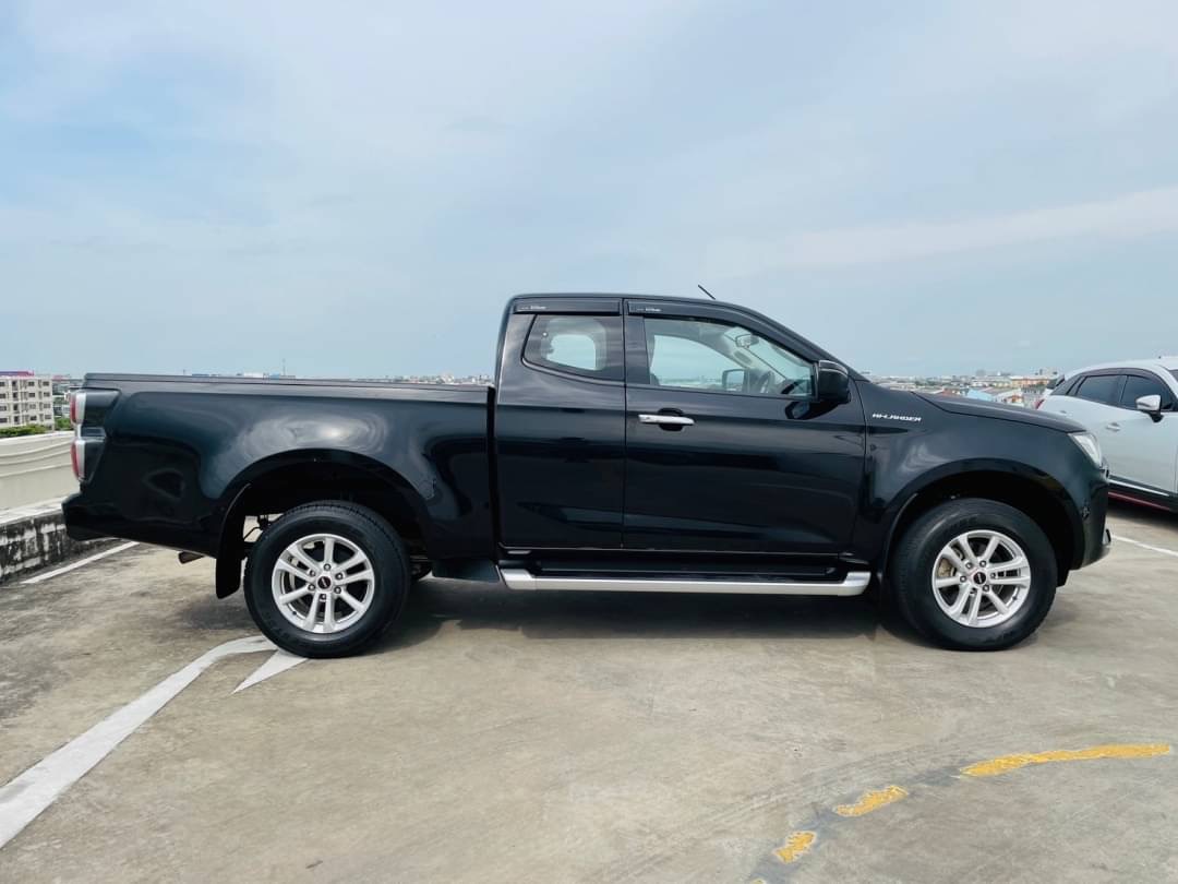 2020 Isuzu D-Max Space Cab สีดำ