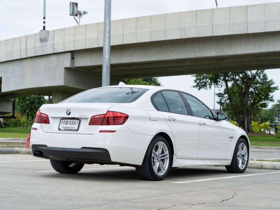 2016 BMW 528i M Sport F10 TwinPower Turbo สีขาว