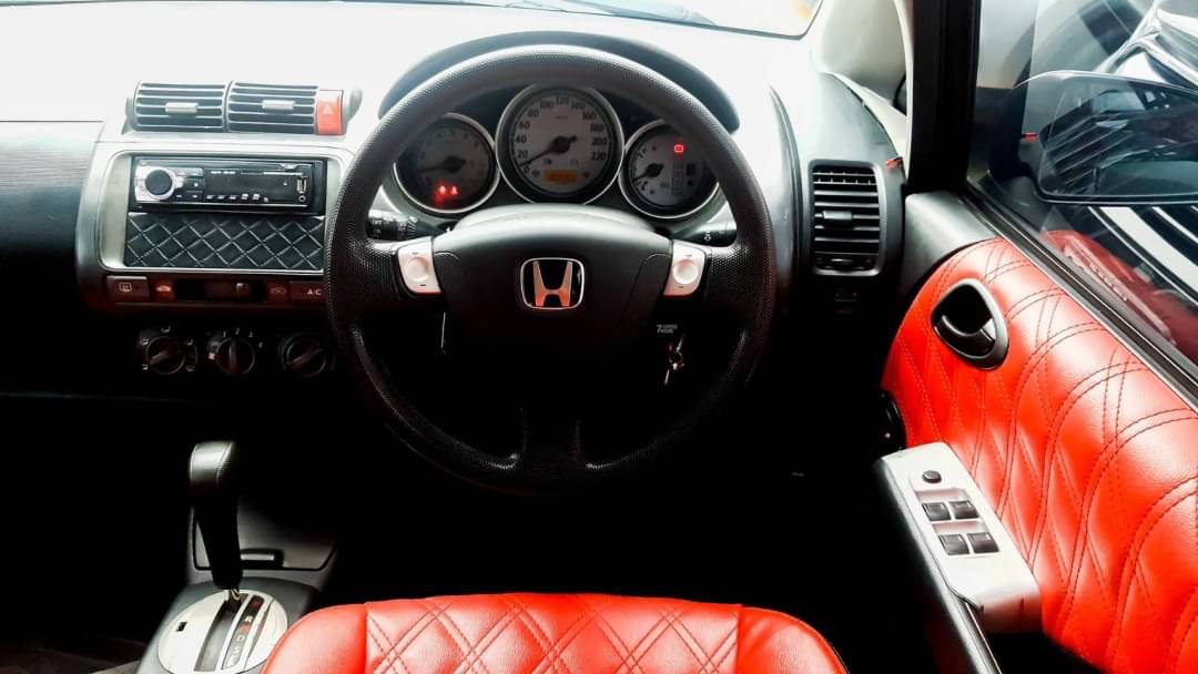 2005 Honda Jazz GD สีดำ