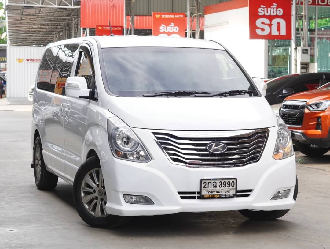 2013 Hyundai H-1 สีขาว