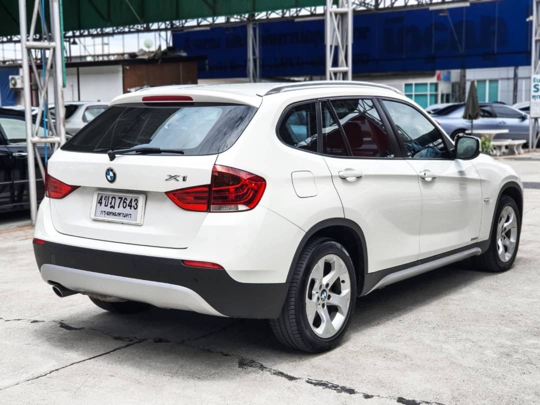 2012 BMW X1 E84 สีขาว