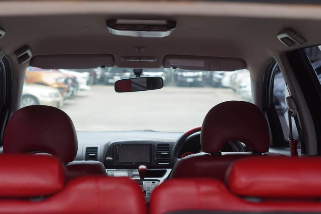 2009 Toyota Wish สีขาว