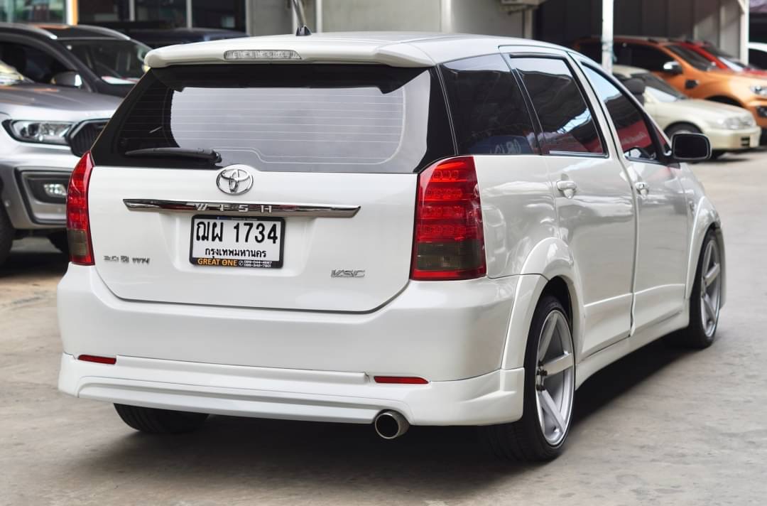 2009 Toyota Wish สีขาว